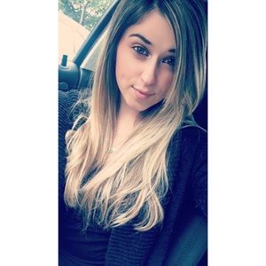 Meet your Posher, Katelyn